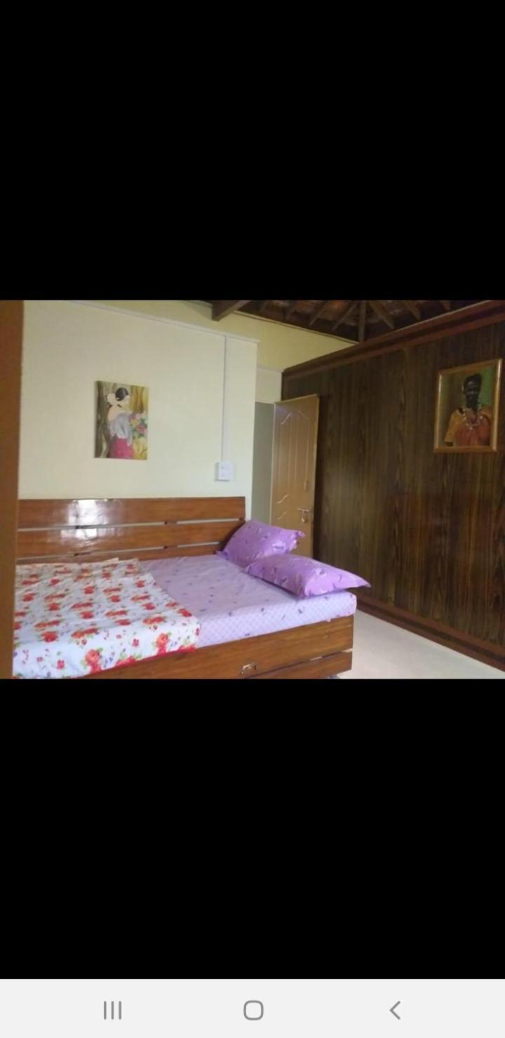 Moradia Dos Quadros Bed & Breakfast Malar ภายนอก รูปภาพ