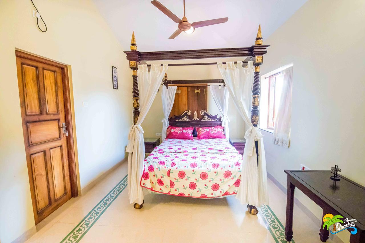 Moradia Dos Quadros Bed & Breakfast Malar ภายนอก รูปภาพ