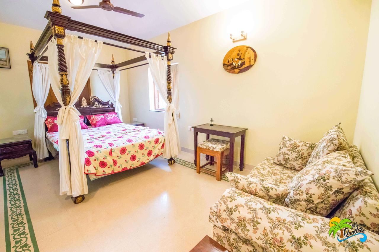 Moradia Dos Quadros Bed & Breakfast Malar ภายนอก รูปภาพ